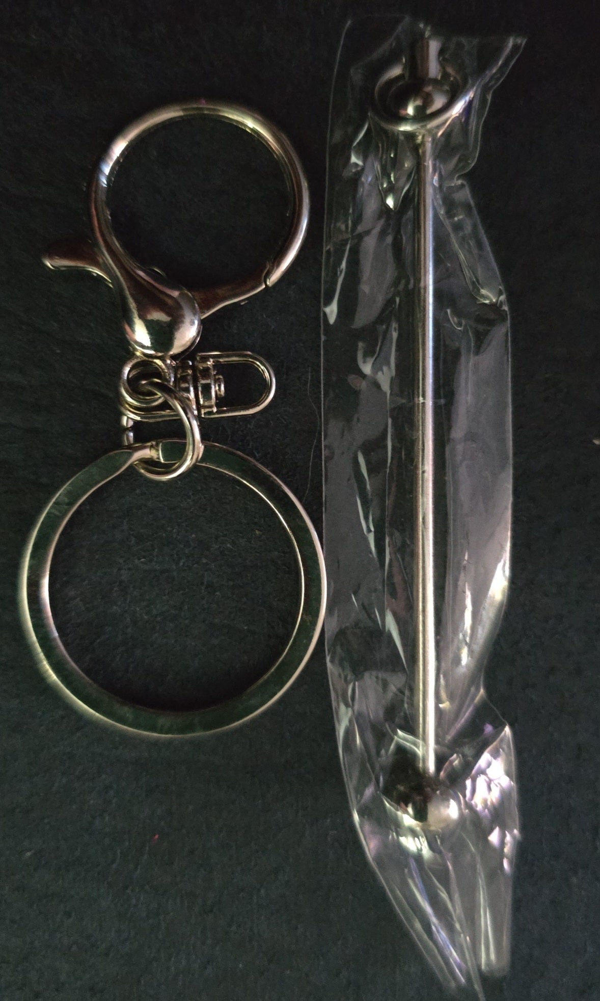 Beadable keyring clasp