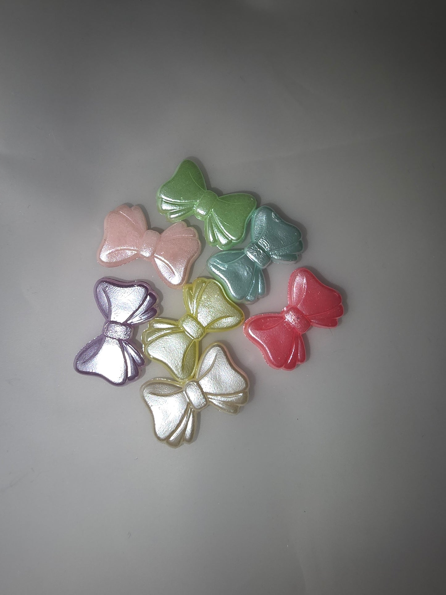 Acrylic bows 11x16mm 7pk