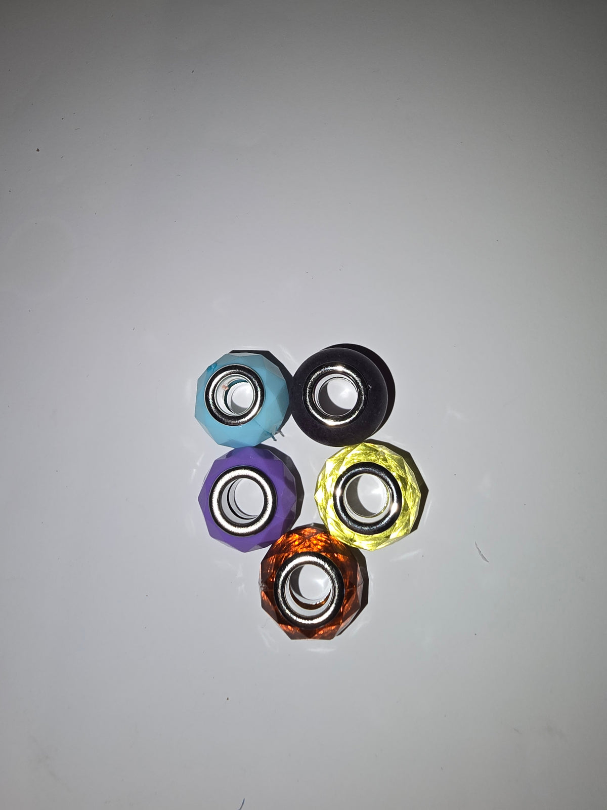 Large hole spacer beads