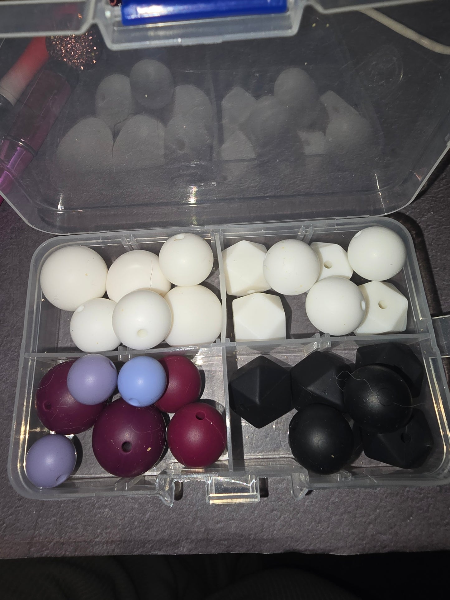 Silicone bead packs