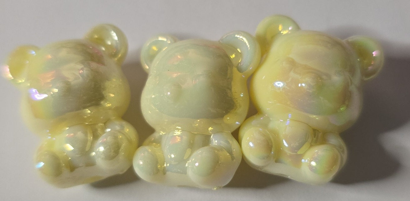 Iridescent acrylic bear beads